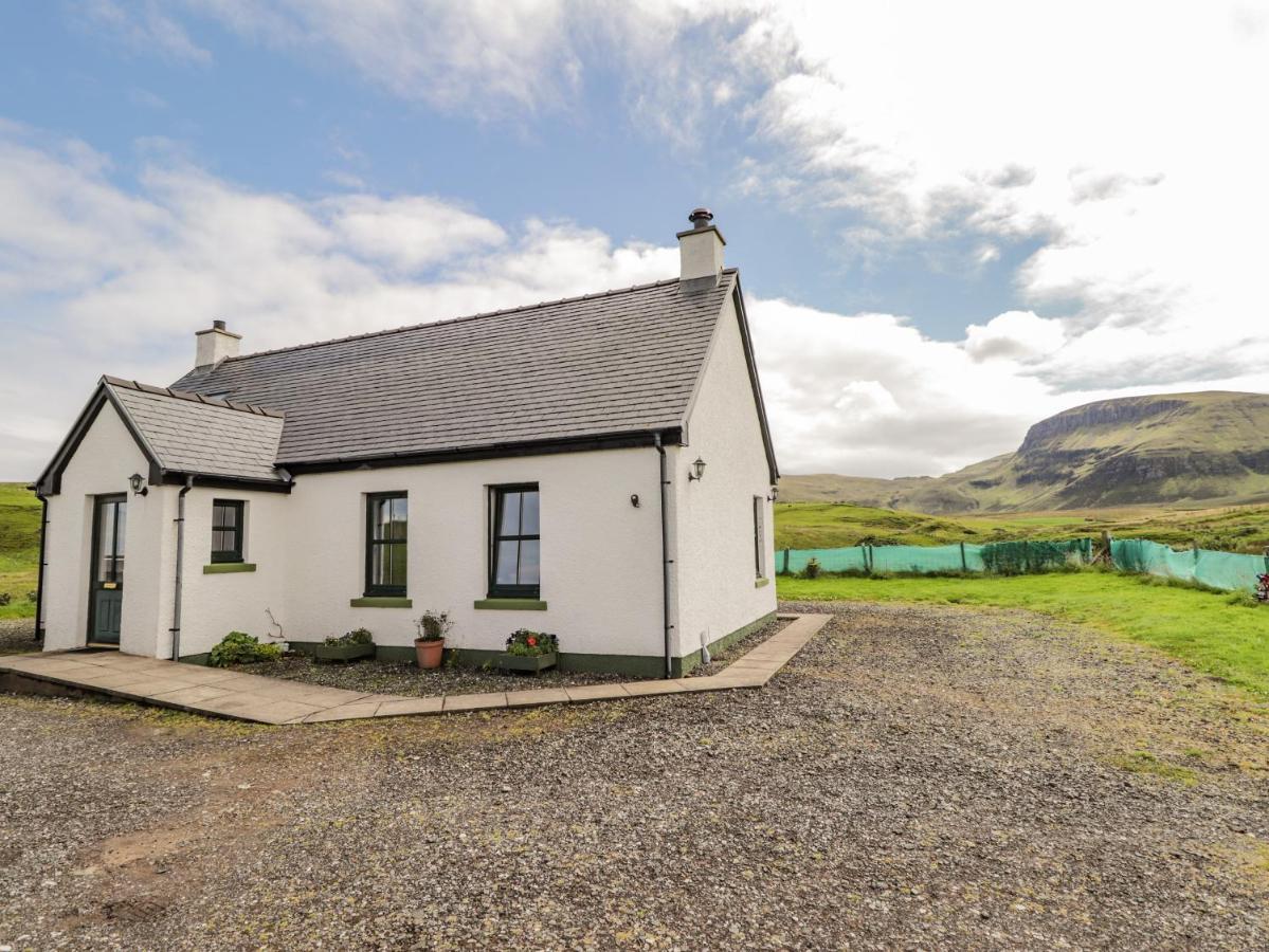 Ridge End Cottage Kilmaluag Екстер'єр фото